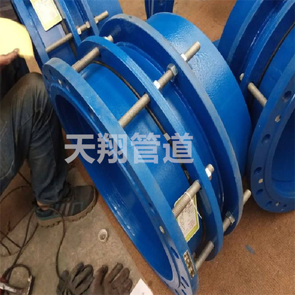 山东伸缩接头
